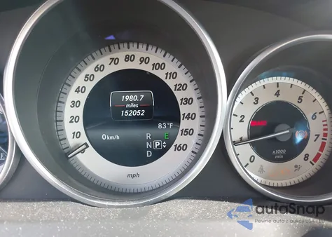 2014 Mercedes-Benz E 550 z USA, uszkodzony, nr VIN WDDKJ7DB0EF252786